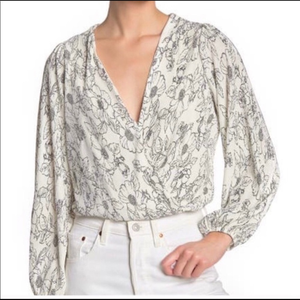 ASTR The Label long sleeve Surplice Wrap Top XL